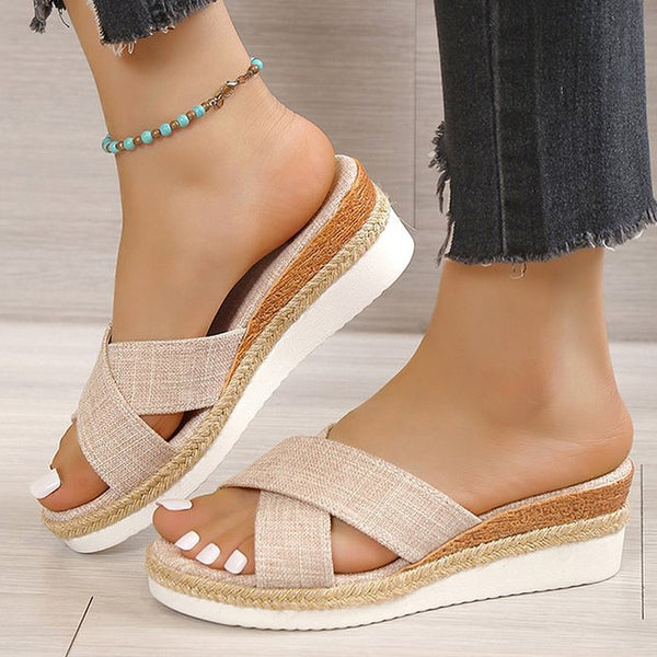 Sandales d'été élégantes à talons compensés pour femmes